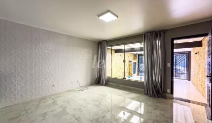Casa com 3 quartos para alugar na Rua dos Faveiros, --, Vila Alpina, Santo André, 211 m2 por R$ 4.800