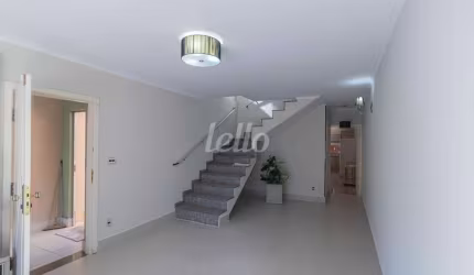 Casa com 3 quartos para alugar na Rua Itanhaém, --, Vila Prudente, São Paulo, 220 m2 por R$ 4.300