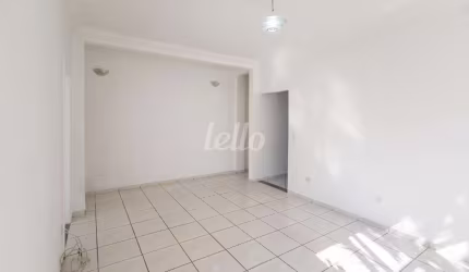 Casa com 3 quartos para alugar na Rua Felipe Antunes, --, Parque Vitória, São Paulo, 20 m2 por R$ 2.900