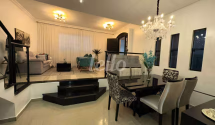 Casa com 4 quartos à venda na Rua Antônio de Sousa Delmundo, 527, Jardim Vila Formosa, São Paulo, 232 m2 por R$ 990.000