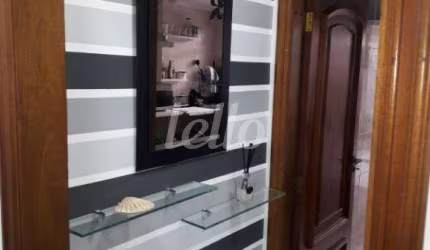 Casa com 2 quartos à venda na Rua Evaristo Vaz de Arruda, 124, Tatuapé, São Paulo, 150 m2 por R$ 750.000