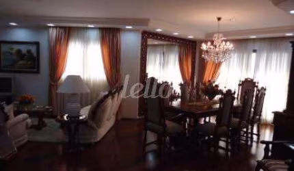 Apartamento com 4 quartos à venda na Rua Itapeti, 936, Tatuapé, São Paulo, 215 m2 por R$ 1.500.000