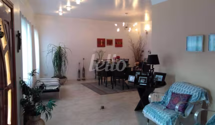 Casa com 4 quartos à venda na Alameda Messina, 305, Jardim Leonor, São Paulo, 260 m2 por R$ 1.900.000