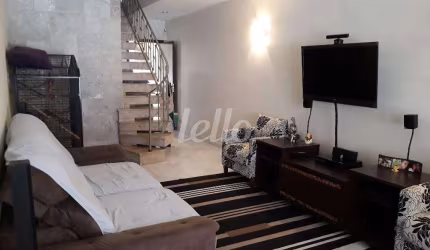 Casa com 3 quartos à venda na Rua Nhengaibas, 630, Vila Graciosa, São Paulo, 199 m2 por R$ 800.000