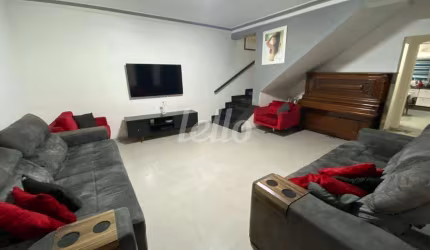 Casa com 3 quartos à venda na Rua Soldado Hereny da Costa, 50, Vila Silveira, Guarulhos, 180 m2 por R$ 900.000