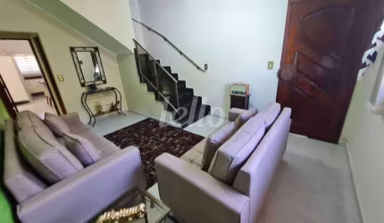 Casa com 3 quartos à venda na Rua Zelina Breda Simonatto, 121, Parque Continental II, Guarulhos, 195 m2 por R$ 750.000