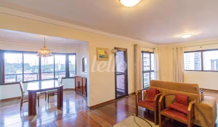 Apartamento com 4 quartos à venda na Rua Fernandes Moreira, 570, Chácara Santo Antônio, São Paulo, 198 m2 por R$ 1.700.000