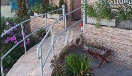 Casa com 6 quartos à venda na Rua Abernéssia, 124, Vila Carrão, São Paulo, 312 m2 por R$ 960.000