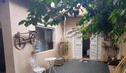 Casa com 5 quartos à venda na Rua Américo Vespucci, 33, Vila Prudente, São Paulo, 240 m2 por R$ 872.000