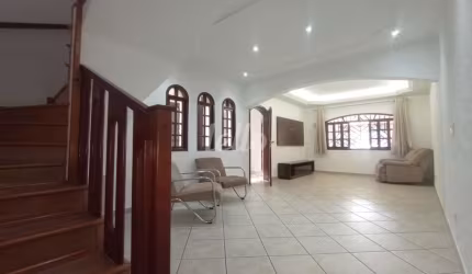Casa com 3 quartos à venda na Rua Olímpia, 212, Vila Alpina, São Paulo, 214 m2 por R$ 827.000