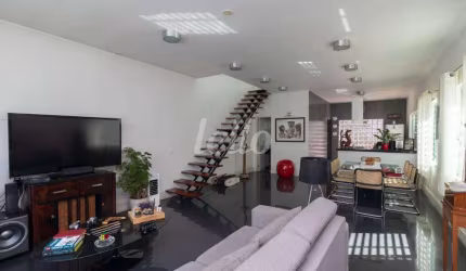 Casa com 3 quartos à venda na Rua Roberto Lessa, 91, Mooca, São Paulo, 200 m2 por R$ 2.100.000