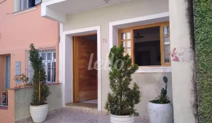 Casa com 2 quartos à venda na Rua Carmo do Rio Claro, 75, Cambuci, São Paulo, 120 m2 por R$ 750.000