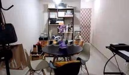 Apartamento com 2 quartos à venda na Rua Jaboticabal, 71, Vila Bertioga, São Paulo, 57 m2 por R$ 390.000