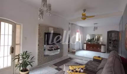 Casa com 3 quartos à venda na Rua José Loureiro das Neves, 309, Vila Cleonice, São Paulo, 178 m2 por R$ 695.000