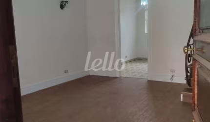 Casa com 2 quartos à venda na Rua Santa Catarina, 624, Parque São Jorge, São Paulo, 120 m2 por R$ 750.000
