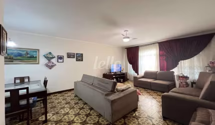 Casa comercial com 1 sala à venda na Rua Evangelina, 463, Vila Carrão, São Paulo, 227 m2 por R$ 1.800.000