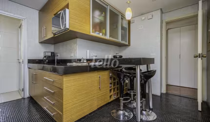 Apartamento com 4 quartos à venda na Avenida Rouxinol, 900, Indianópolis, São Paulo, 168 m2 por R$ 2.300.000