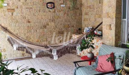 Casa com 2 quartos à venda na Rua Antônio Campelo, 40, Vila Vitório Mazzei, São Paulo, 165 m2 por R$ 970.000