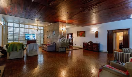 Casa com 3 quartos à venda na Praça Doutor Silas Botelho, 123, Sumaré, São Paulo, 200 m2 por R$ 2.300.000