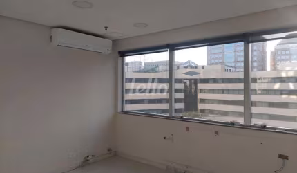 Sala comercial com 1 sala à venda na Rua Alexandre Dumas, 1601, Chácara Santo Antônio, São Paulo, 33 m2 por R$ 250.000