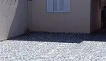 Casa no bairro Jardim Regina, em Itanhaém - localizado lado praia, em rua calçada.