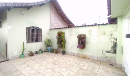 CASA GEMINADA A VENDA EM ITANHAÉM - SANTA TEREZINHA .