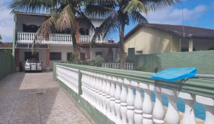 Sobrado com piscina a venda no Belas artes .