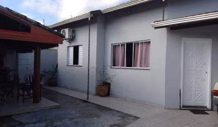 CASA LADO PRAIA A VENDA EM ITANHAÉM/SP - 800M DO MAR .