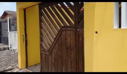 CASA A VENDA EM MONGAGUÁ LADO PRAIA - BALN ITAÓCA