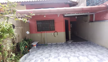 Casa á venda em Itanhaém, litoral sul de SP, 820m do mar