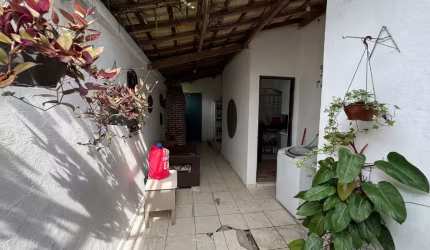 Casa a venda em Itanhaém á 600m do mar - Balneário Gaivotas