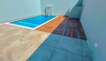 SOBRADO COM 3 QUARTOS E PISCINA A VENDA EM ITANHAÉM A 450M DO MAR