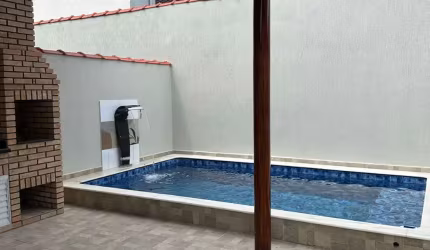 Imóvel á venda em Mongaguá á 100m do mar