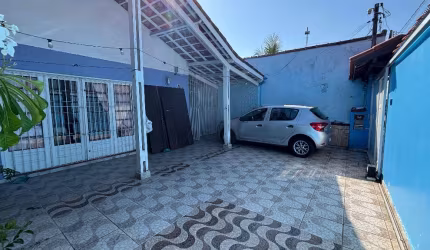 Casa lado praia próximo ao Centro da cidade á 400m do mar - Itanhaém/SP.