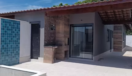 Casa nova com piscina a 1500m do mar- Jd Jamaica/Itanhaém-SP