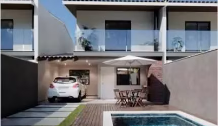 Linda casa localizada no bairro Suarão - lado praia.