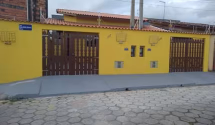 Excelente casa localizada no bairro Nossa Senhora do Sion
