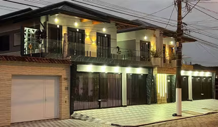CASA MARACANÃ - PRAIA GRANDE SP
