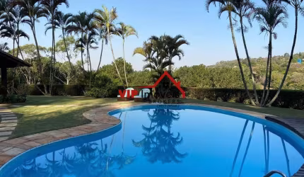 Belíssima casa de Campo no Condomínio Vale do Santa Fé com 530m² de área construída