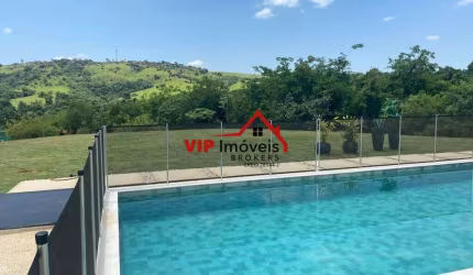 Belíssima casa de Alto Padrão com 376m² de área construída no Condomínio Vida Real Itupeva