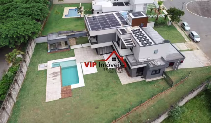 Excelente casa de Alto Padrão no Condomínio Terras Caxambu com 400m² de área construída