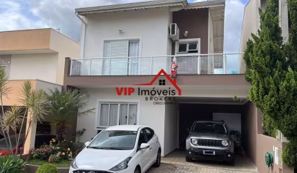 Lindo sobrado no Condomínio Villagio Di San Francesco com 3 dormitórios sendo uma suíte