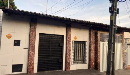 Casa com 3 quartos à venda na Rua Nunes Valente, 3427, São João do Tauape, Fortaleza, 190 m2 por R$ 750.000