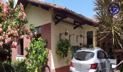 Casa com 4 quartos à venda na Rua Barba Alardo, 4, Serrinha, Fortaleza, 129 m2 por R$ 680.000