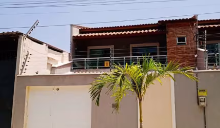 Casa em condomínio fechado com 3 quartos à venda na Paulo Sarasate, 562, Iparana, Caucaia, 170 m2 por R$ 440.000