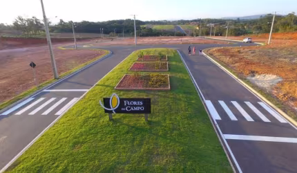 Terreno para Venda em Criciúma, Primeira Linha
