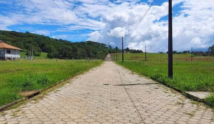 Terreno para Venda em Criciúma, Brasilia