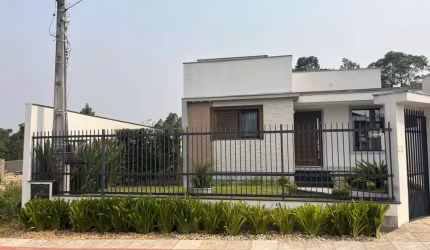 Casa para Venda em Criciúma, Santo Antônio, 3 dormitórios, 2 suítes, 4 banheiros, 3 vagas