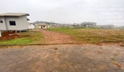 Terreno para Venda em Criciúma, São Defende