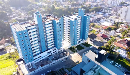 Apartamento para Venda em Criciúma, Centro, 2 dormitórios, 1 suíte, 2 banheiros, 1 vaga